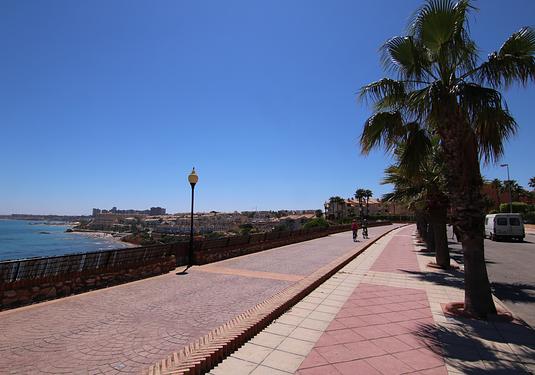 Apartment in Orihuela Costa