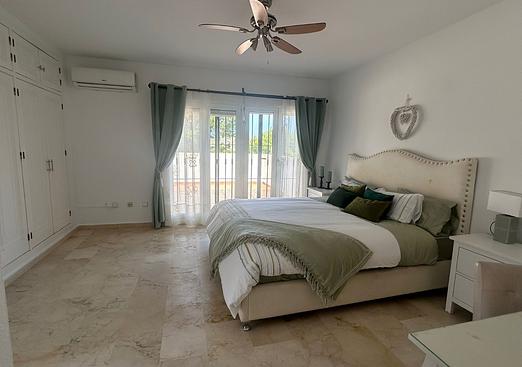 Villa in Orihuela Costa