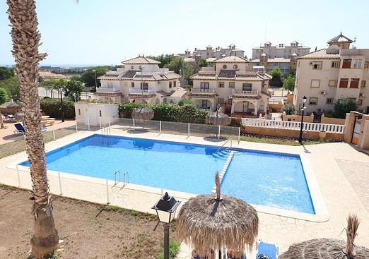 Semi detached in Cabo Roig
