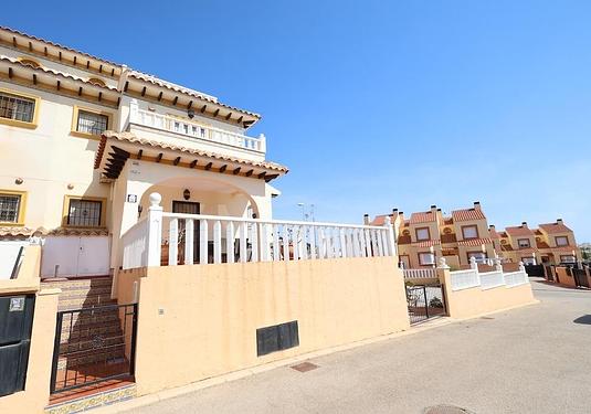 Semi detached in Cabo Roig
