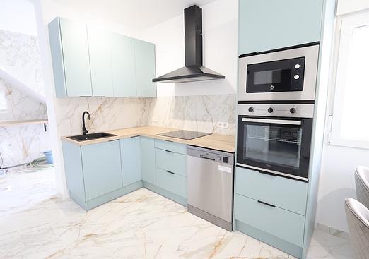 Semi detached in El Chaparral