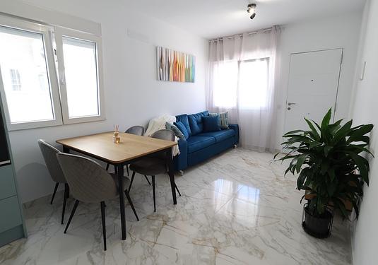 Semi detached in El Chaparral