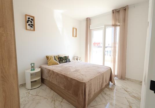 Semi detached in El Chaparral