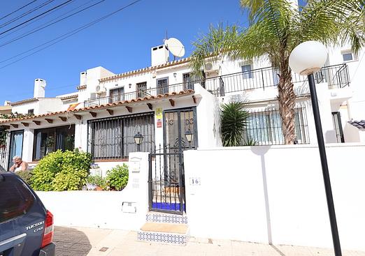 Villa in Lomas Del Golf