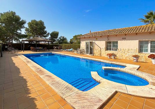 Villa in Torre Pacheco