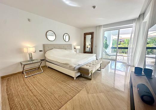 Apartment in Rio Real Golf