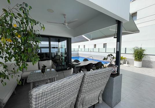 Town house in Dolores