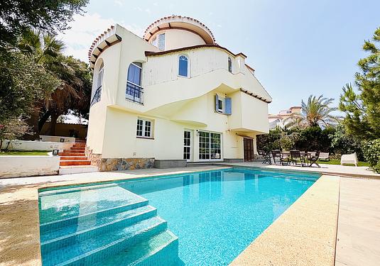 Villa in La Zenia
