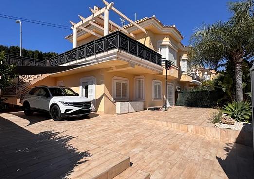 Semi detached in Barranco Hondo