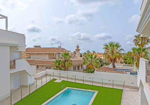 Apartment in Orihuela Costa