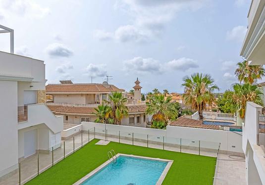 Apartment in Orihuela Costa