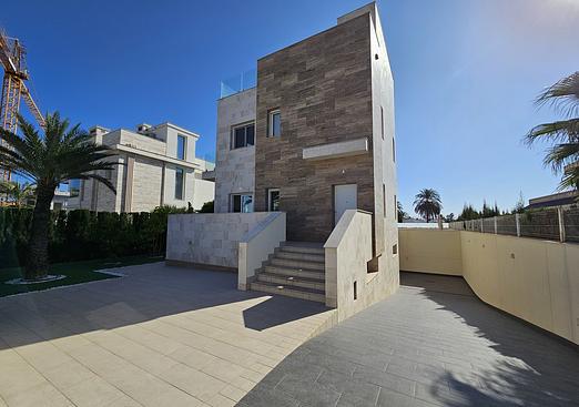 Villa in La Zenia