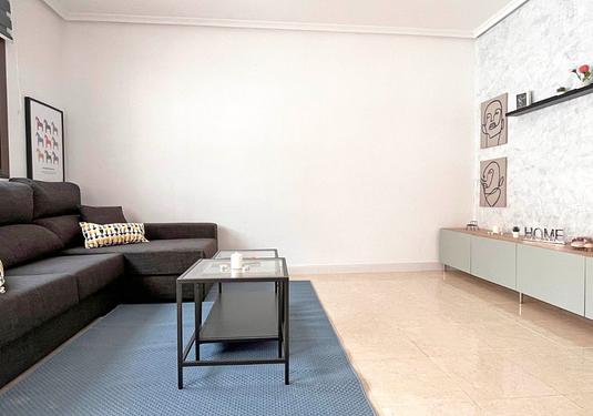 Town house in San Miguel de Salinas