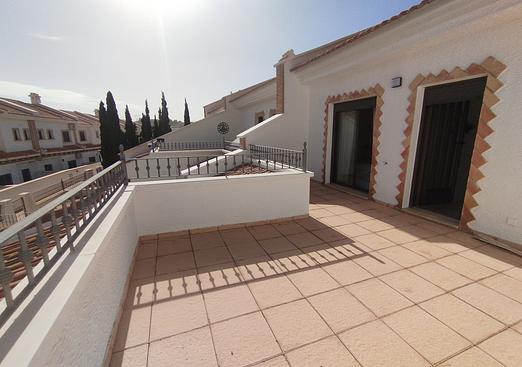 Town house in San Miguel de Salinas