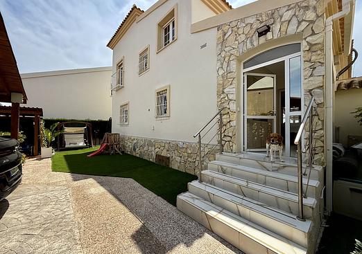 Villa in Orihuela Costa