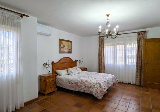 Villa in Mil Palmeras