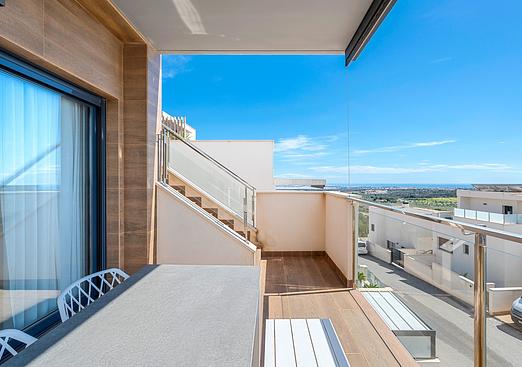 Apartment penthouse in San Miguel de Salinas