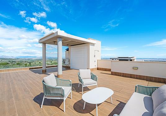 Apartment penthouse in San Miguel de Salinas