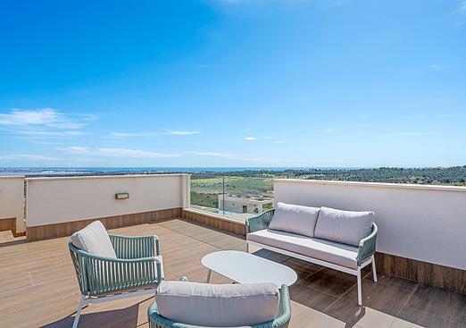 Apartment penthouse in San Miguel de Salinas