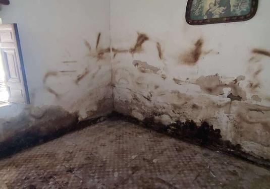 Town house in Raspay