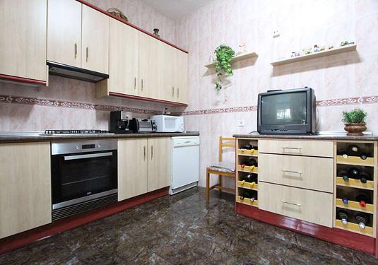 Villa in Canadas De San Pedro