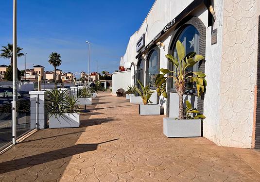 Commercial in Guardamar del Segura