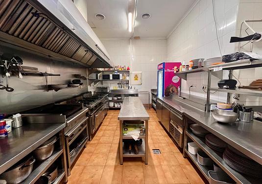 Commercial in Guardamar del Segura