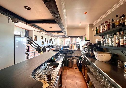 Commercial in Guardamar del Segura