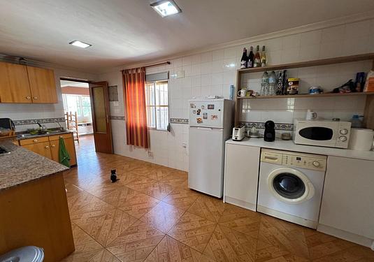 Country house in Algueña