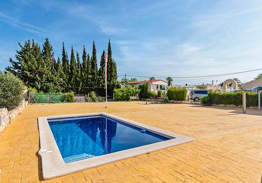 Villa in Los Montesinos