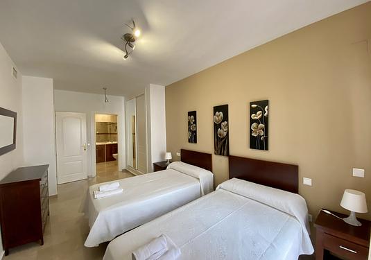 Town house in Lauro Golf