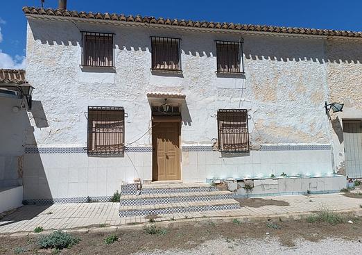 Country house in Yecla