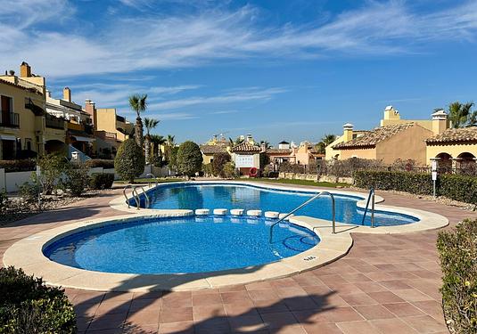 Apartment in Algorfa