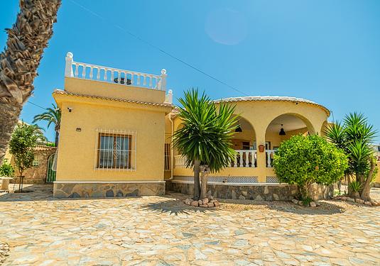 Villa in Torrevieja
