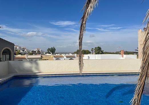 Town house in Los Balcones