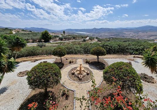 Villa in Periana