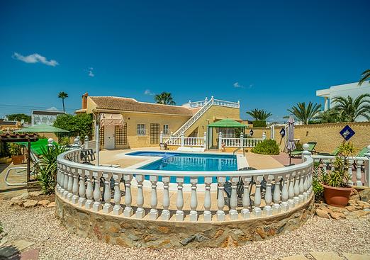 Villa in Torrevieja