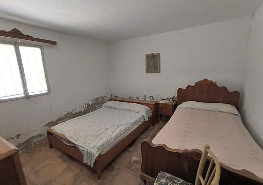 Country house in Yecla