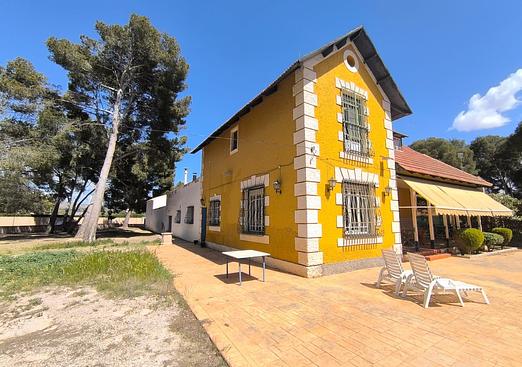 Villa in Yecla