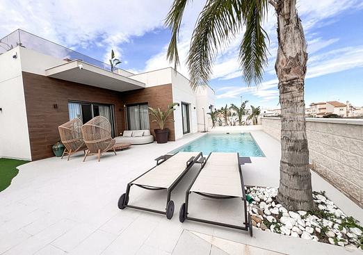 Villa in San Miguel de Salinas