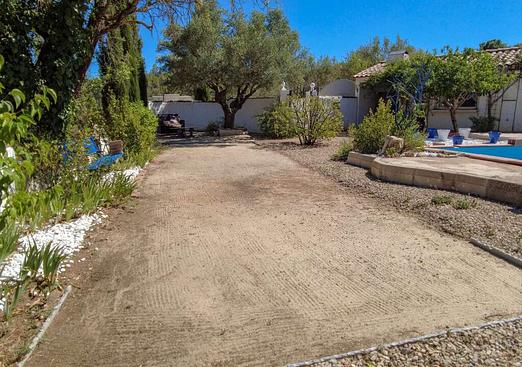 Country house in Ayora