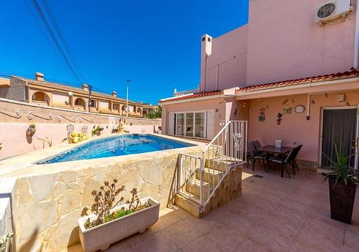 Town house in Torrevieja