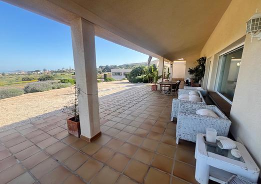 Villa in Los Belones