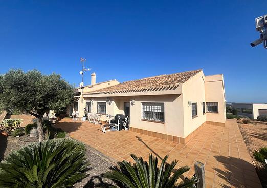 Villa in Los Belones