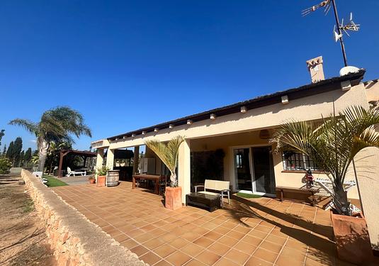 Villa in Los Belones