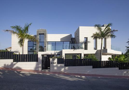Villa in Nueva Andalucía
