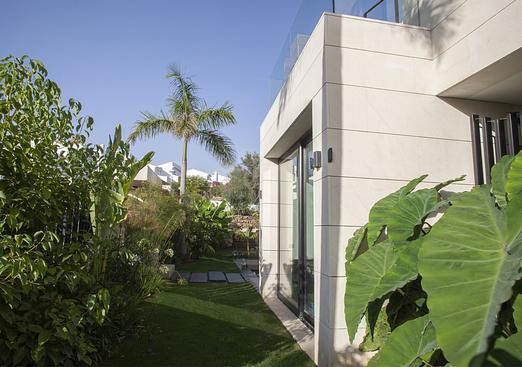 Villa in Nueva Andalucía