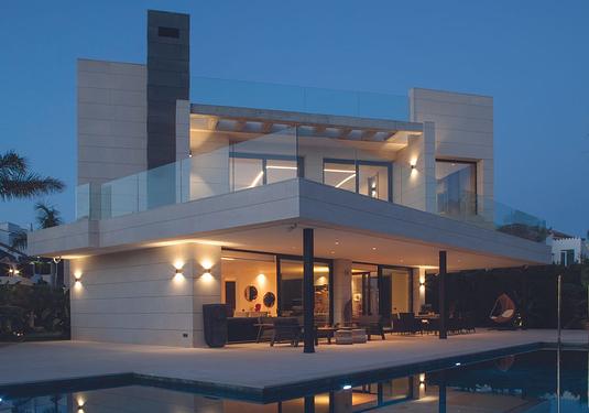 Villa in Nueva Andalucía