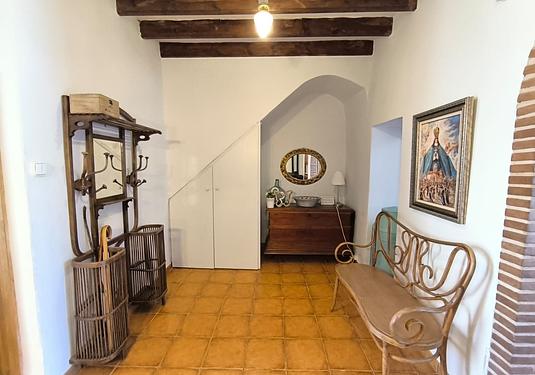 Town house in Raspay