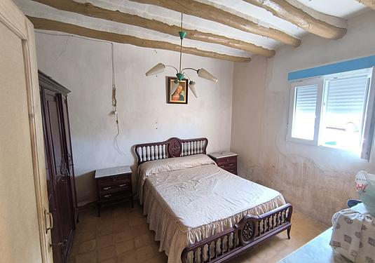 Country house in Yecla